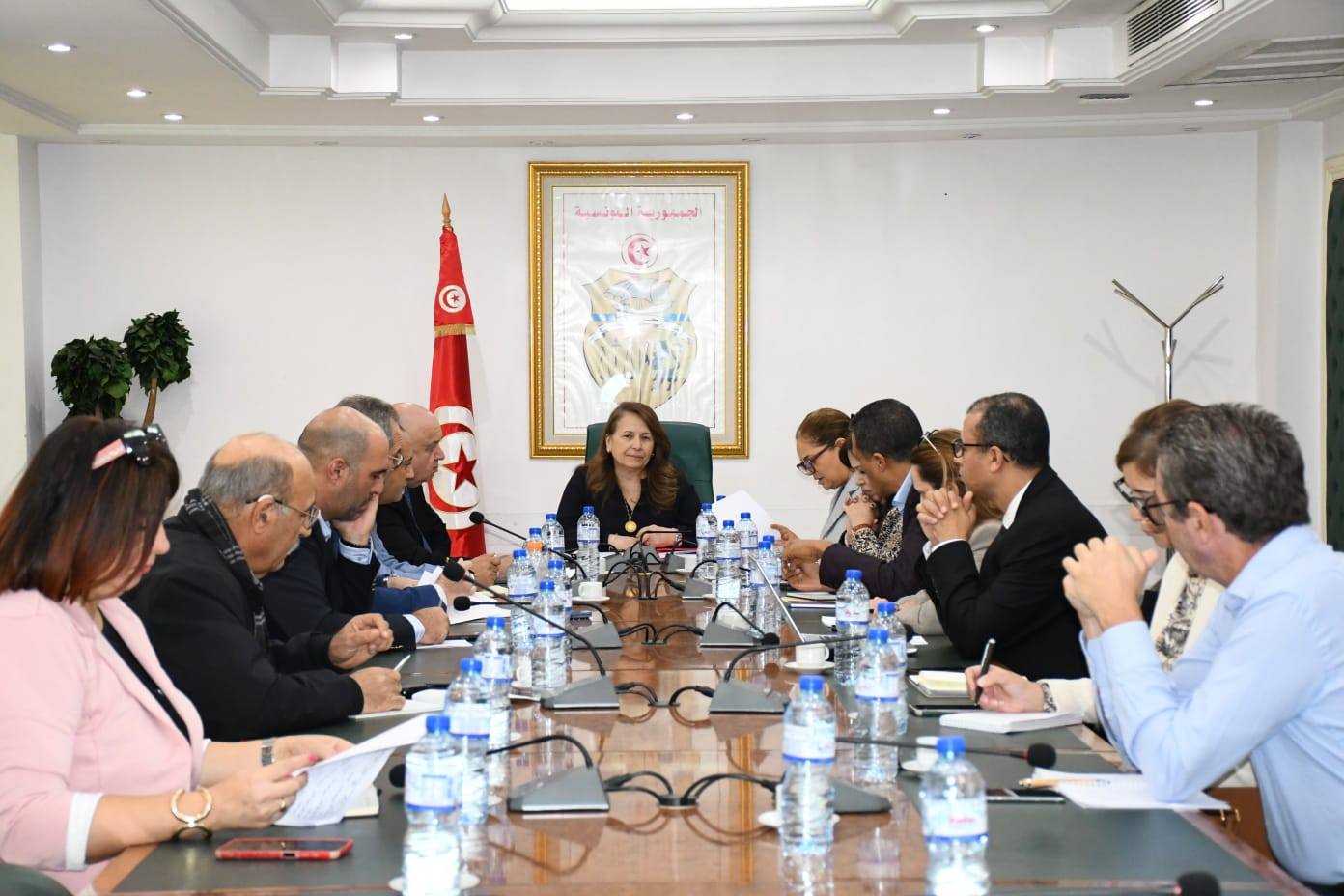 المجلس الوطني لزيت الزيتون يبحث سبل مزيد دفع صادرات زيت الزيتون المعلب