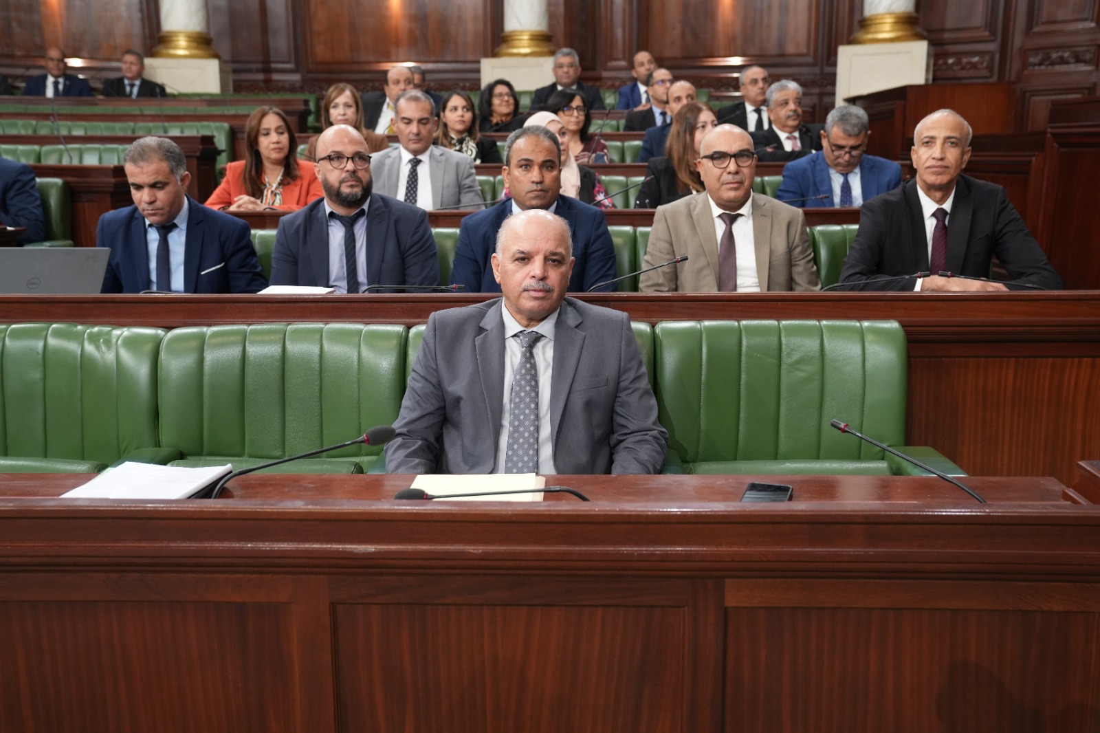 مشروع ميزانية الدولة لسنة 2026: وزارة النقل ستخصص قرابة 532 مليون دينار لتنمية وتطوير القطاع