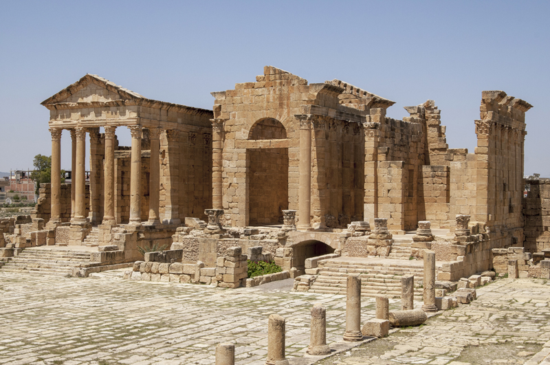 القصرين : وزارة السياحة تؤكد دعم البلديات السياحية وتعزيز التكامل بين أقاليم البلاد