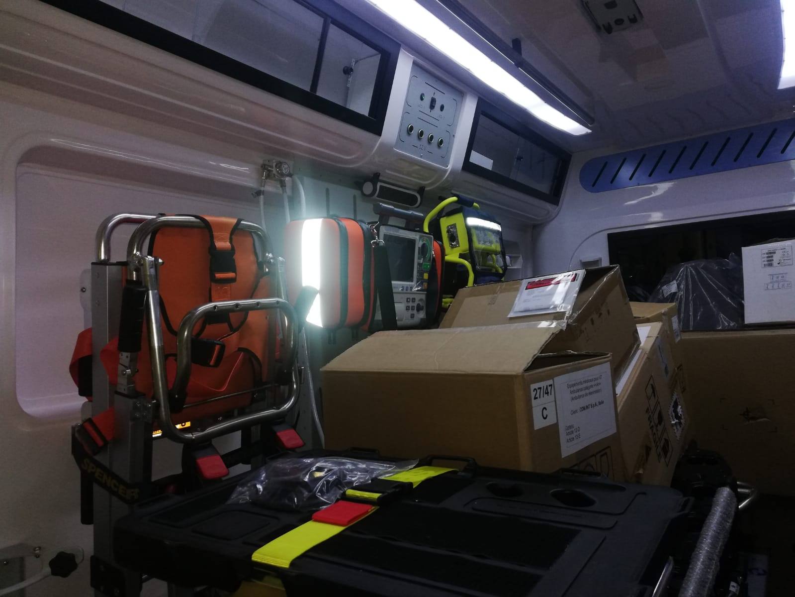 الكاف: تعزيز أسطول النقل الصحي بسيارة اسعاف مجهزة بمعدات طبية متطورة