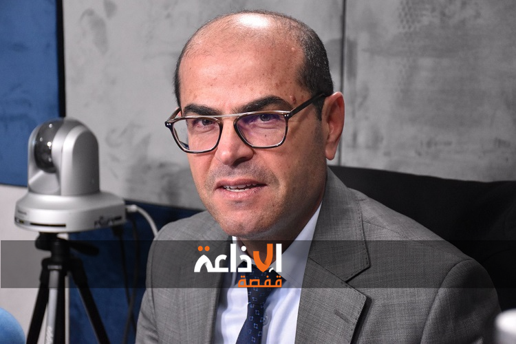 وزير التجهيز والاسكان يؤدي زيارة الى ولاية قبلي يطلع خلالها على تقدم اشغال جملة من المشاريع بالجهة