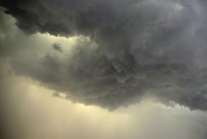 طقس الليلة: الحرارة تتراوح بين 12 و 17 درجة وتكون في حدود 10 درجة بالمرتفعات الغربية