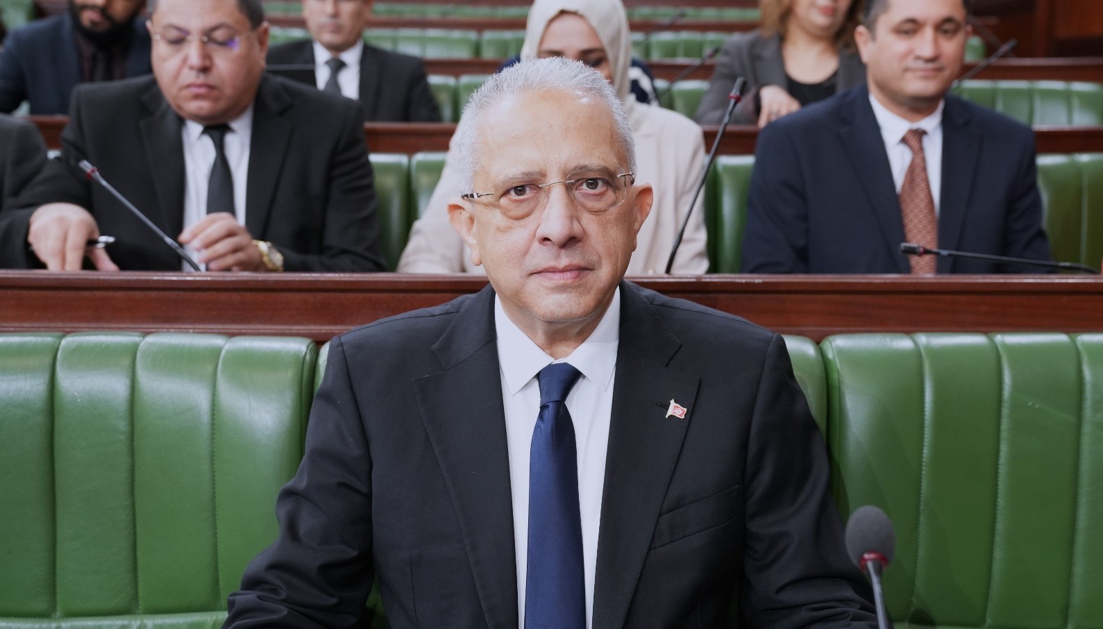 "وزير الصحة يؤكد استجابة الوزارة لأغلب مطالب الأطباء الشبان ويؤكد "فتح باب الحوار بعيدا عن منطق الابتزاز