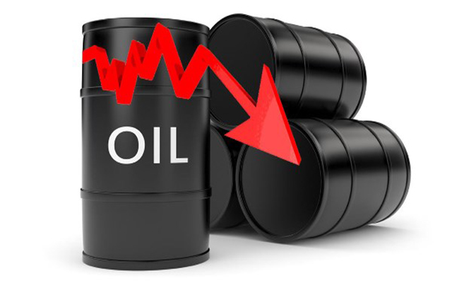 استمرار تراجع أسعار النفط وسط مخاوف من زيادة المعروض وارتفاع الدولار