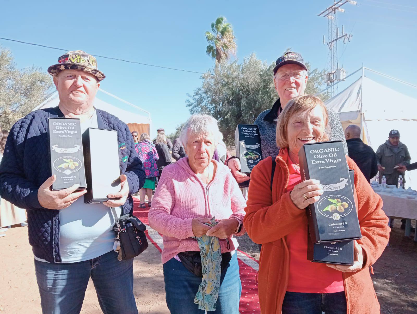 زيارة ميدانية موجّهة للسياح إلى المركب الفلاحي و الصناعي بالنفيضة من اجل الترويج لزيت الزيتون التونسي