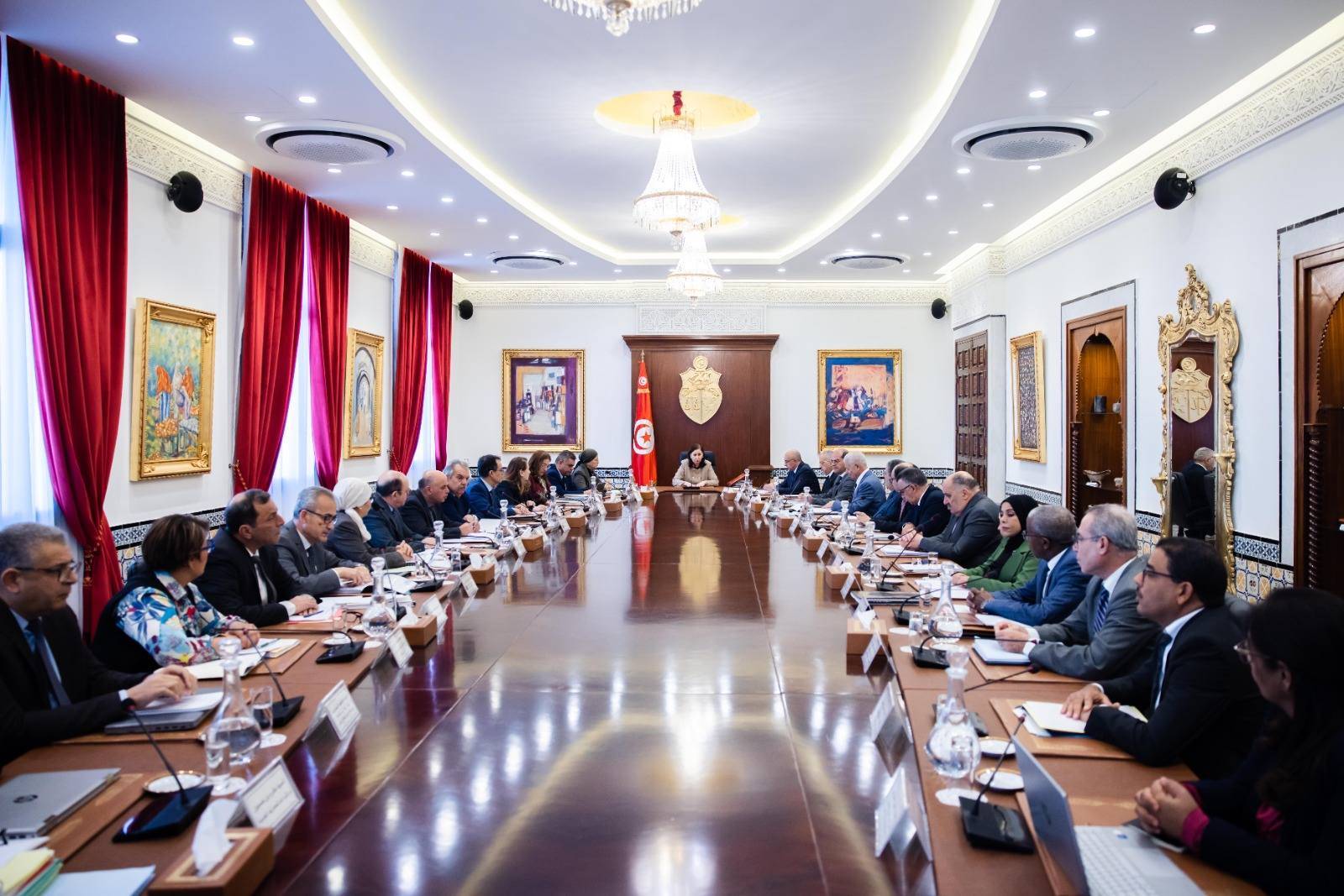 مراجعة منظومة الصفقات العمومية محور مجلس وزاري بإشراف رئيسة الحكومة.