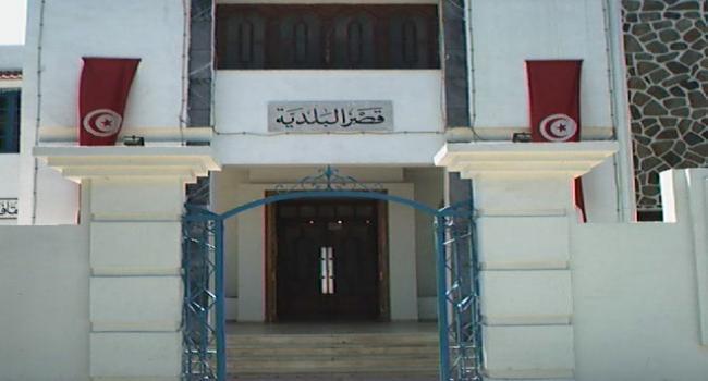 قابس : نحو دعم الموارد المالية لبلدية الجهة