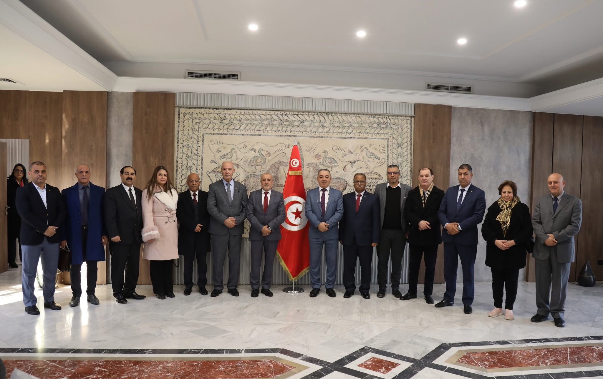 وفد من المجموعة البرلمانية للأخوة والصداقة الجزائر – تونس بالمجلس الشعبي الوطني الجزائري يحلّ بتونس