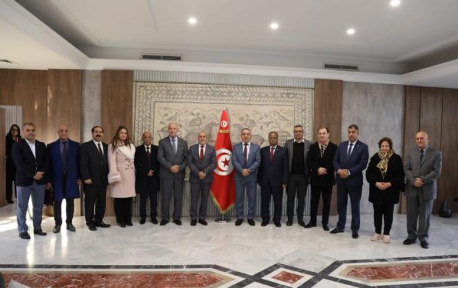 وفد من المجموعة البرلمانية للأخوة والصداقة الجزائر – تونس