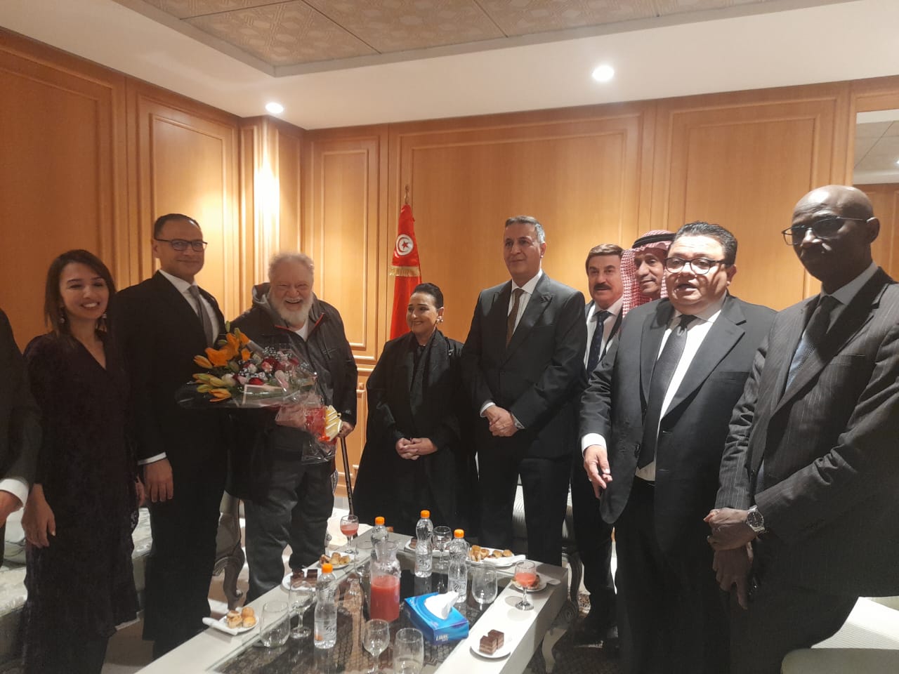 افتتاح الدورة الـ26 لأيام قرطاج المسرحية تحت شعار “المسرح نبض الشارع”