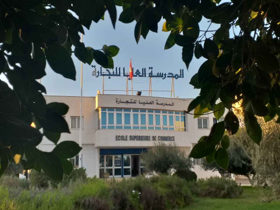  المدرسة العليا للتجارة بمنوبة: تنظيم النسخة الرابعة من تظاهرة "كلنا رواد أعمال" يوم 28 نوفمبر 