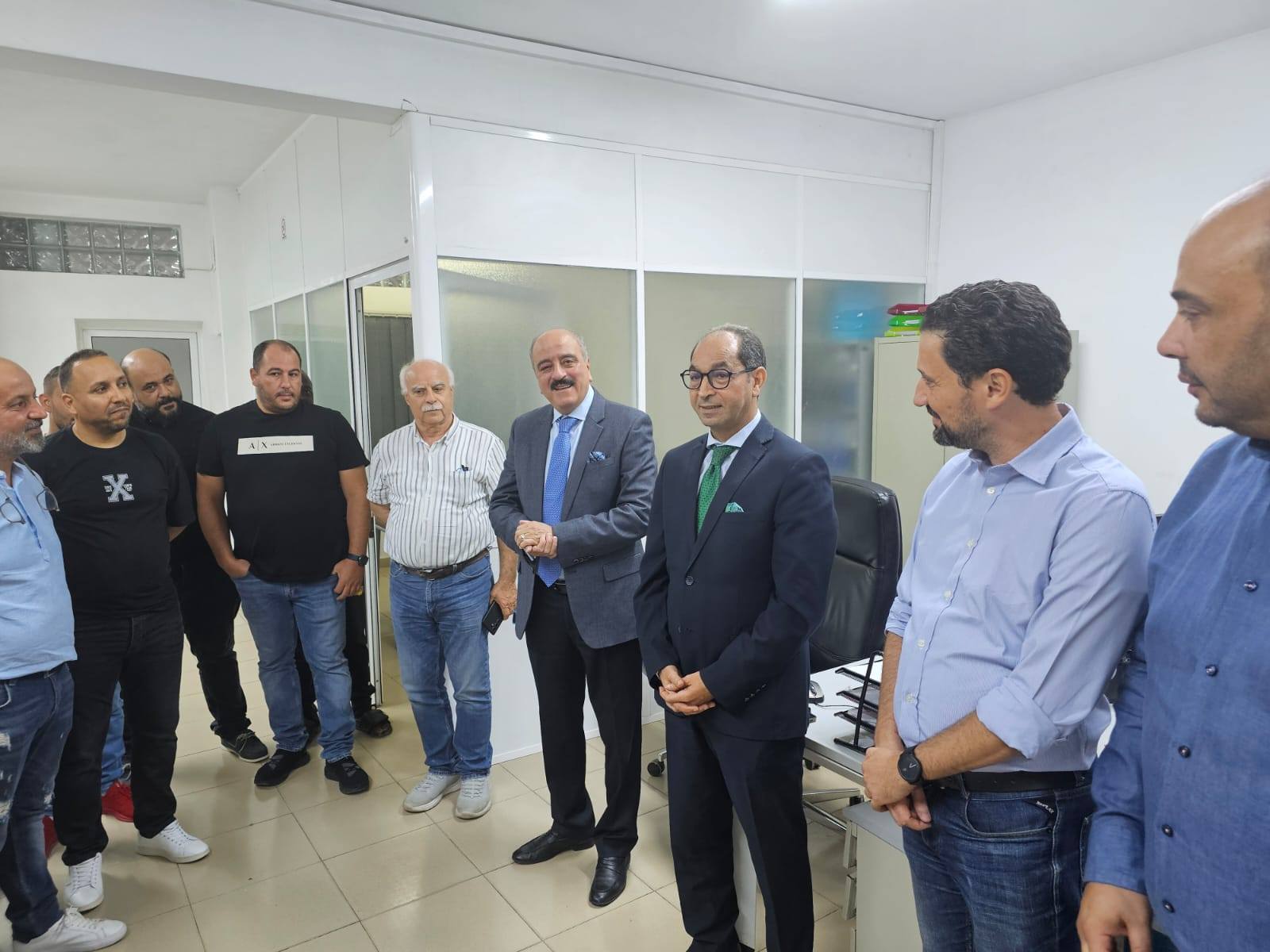 وزير الخارجية يلتقي عددا من أبناء الجالية التونسية بأنغولا 