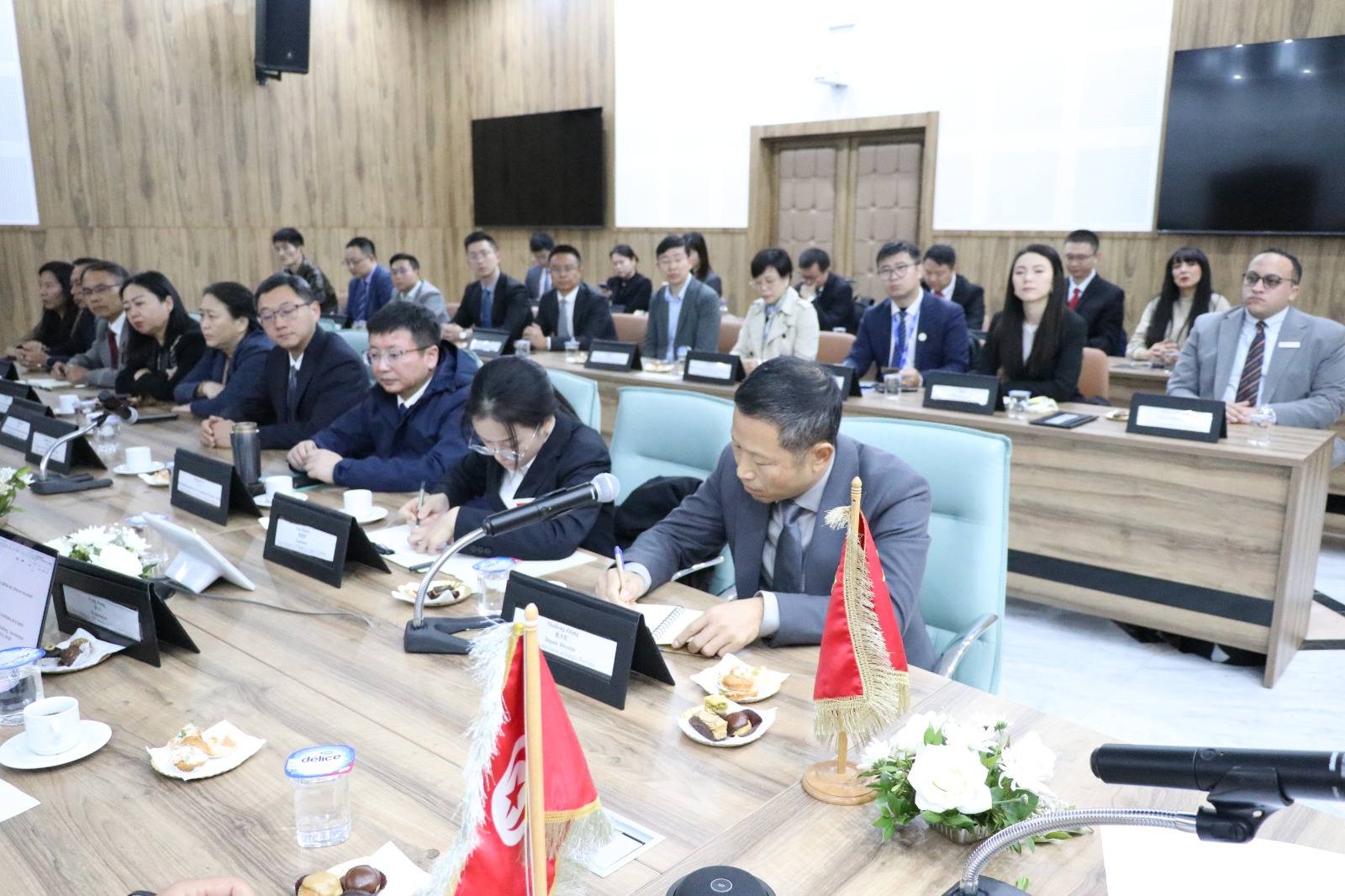 تفعيل مخرجات منتدى تونس للطبّ الصيني الإفريقي 21 /22 نوفمبر 2025 