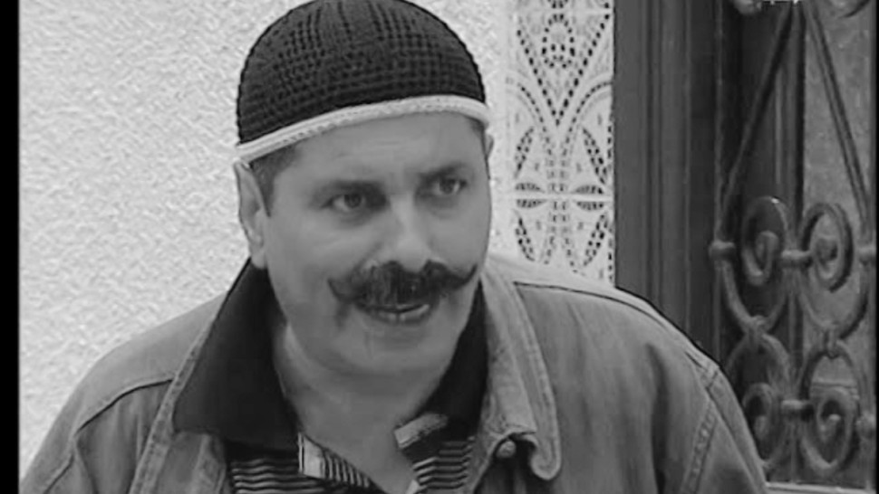 قابس : تشييع جثمان فقيد الساحة الفنية نورالدين بن عياد الى مثواه الأخير