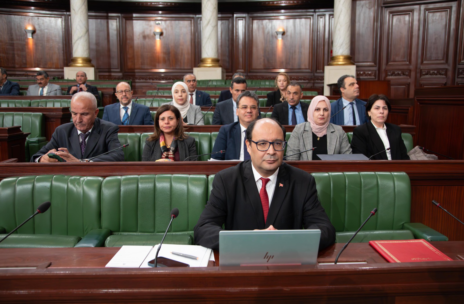 وزير تكنولوجيات الاتصال: لا يمكن للبنك البريدي أن يعمل في إطار القانون الحالي للمؤسسات المالية