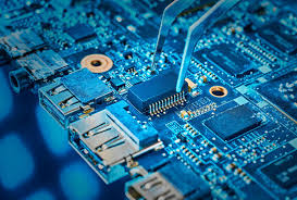 المجمع الفرنسي المختص في صناعة اللوحات الالكترونية يعتزم إقامة مشروع توسعة في تونس