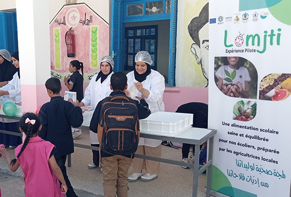 المهدية: نقص العملة بأكثر من 14 مدرسة ابتدائية، يحرم عشرات التلاميذ من اللمجة المدرسية.