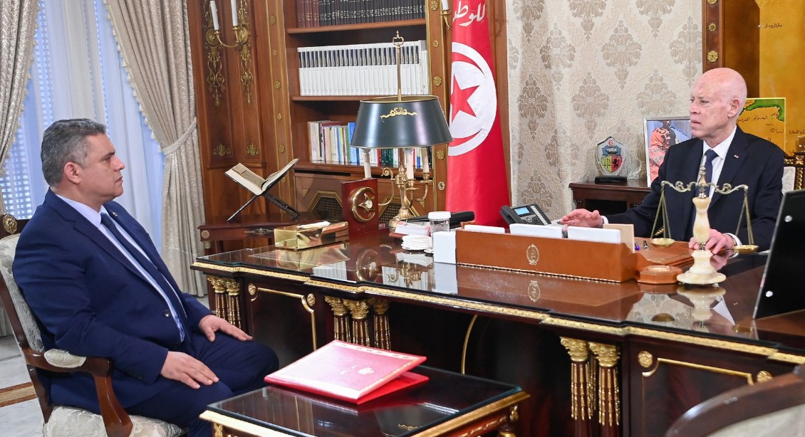 رئيس الجمهورية يُسدي تعليماته بتطبيق القانون على كلّ من تهاون في رفع الفضلات المنزلية