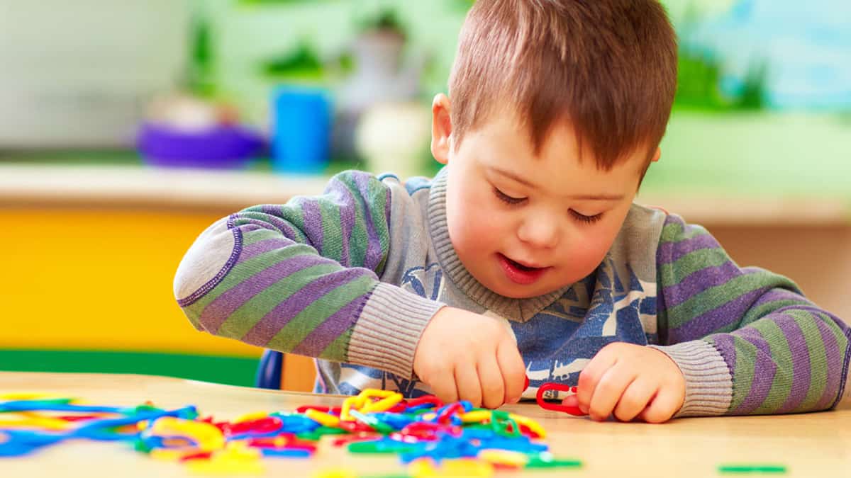 تظاهرة ثقافية لذوي الاحتياجات الخصوصية من 30 نوفمبر الى 14 ديسمبر 2025 بمنزل بورقيبة