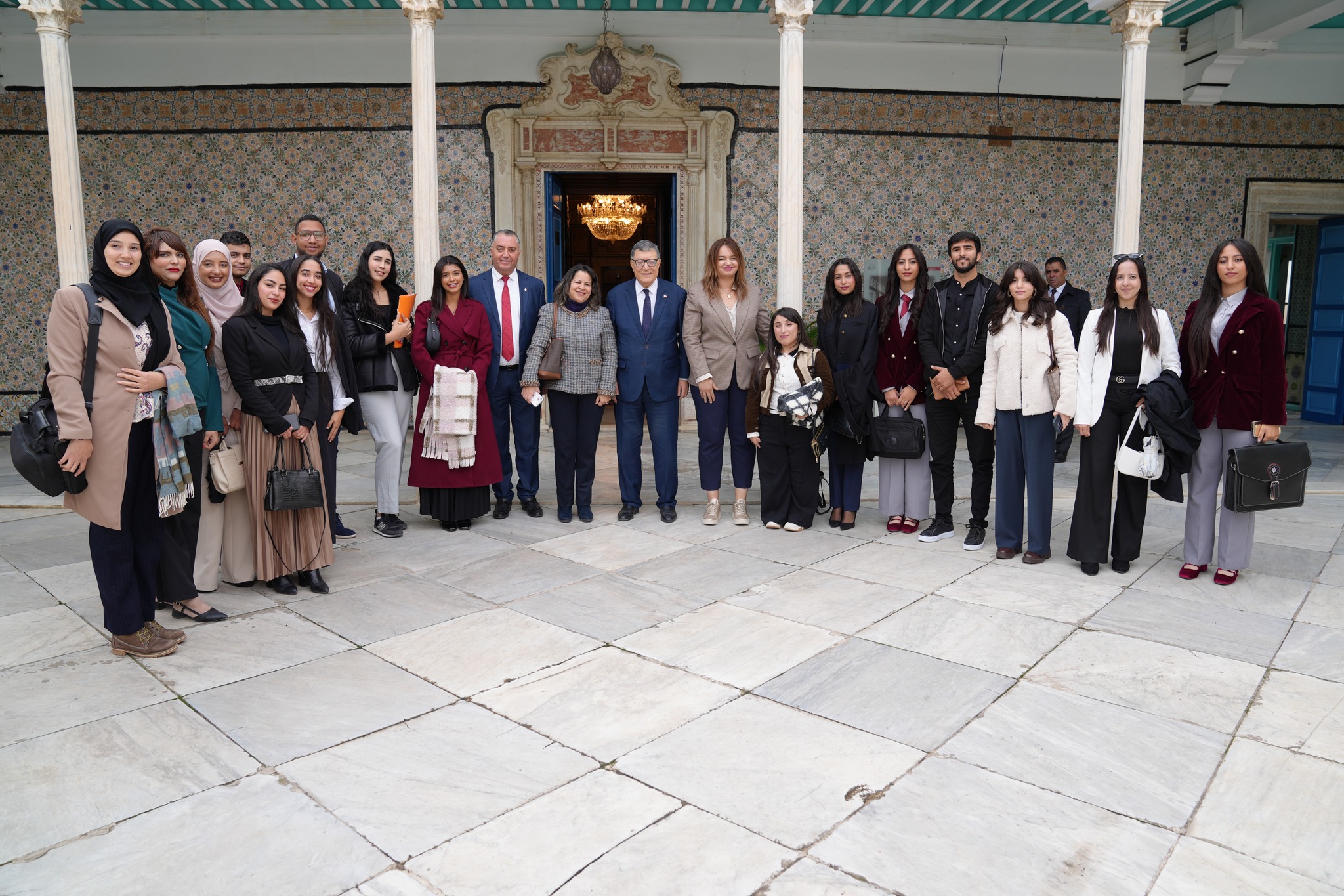 وفد من طلبة كلية الحقوق والعلوم السياسية يزور مجلس نواب الشعب