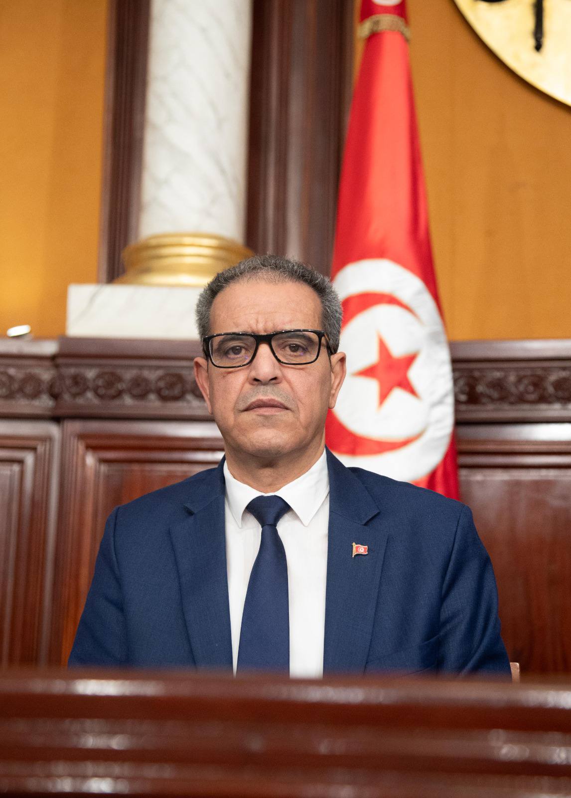 رئيس مجلس الجهات و الأقاليم :" الفلاحون يواجهون  السماسرة واللوبيات، و الحلّ هو تعزيز التعاونيات والشركات الأهلية التي تتكفّل بالإنتاج والتخزين والتصنيع والتوزيع وحتى التصدير"