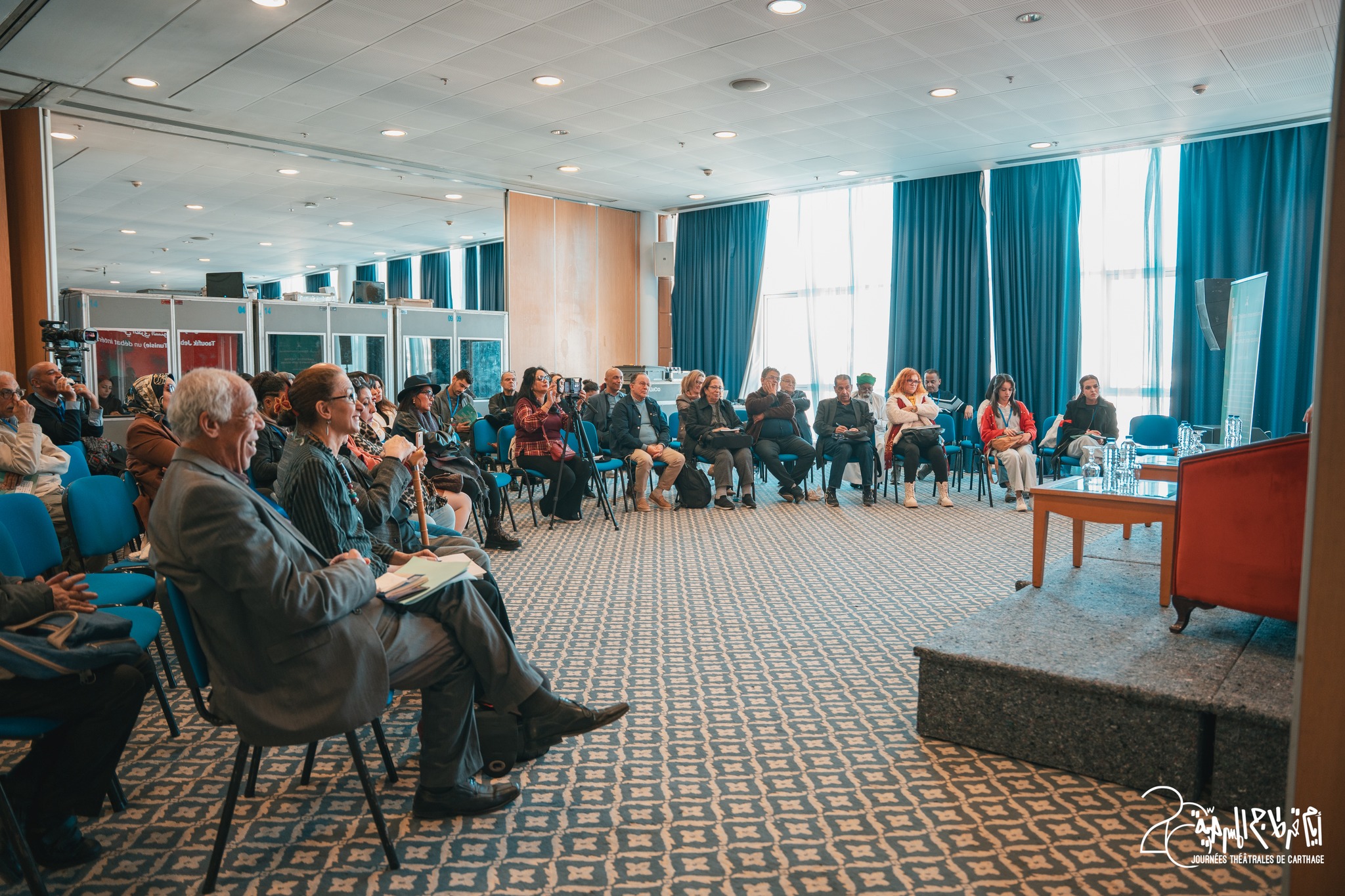 احتفاء بقامات مسرحية في اختتام المنتدى المسرحي الدولي"الفنان المسرحي: زمنه وأعماله"