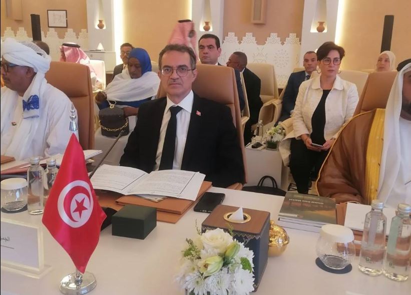 وزير الفلاحة يقترح إطلاق إعلان دولي حول النخيل والتمور