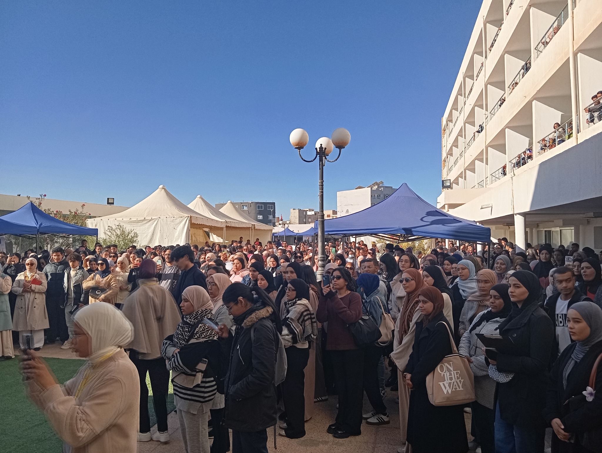 قابس: يوم مفتوح بالمعهد العالي للتصرف بقابس لربط الصلة بين الطلبة والمحيط الاقتصادي