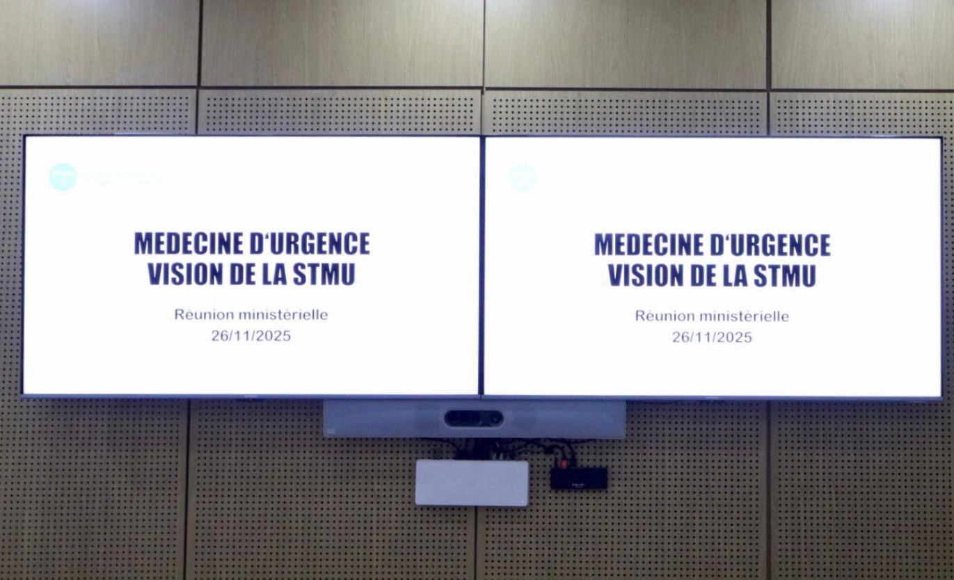 وزارة الصحــة : جلسة عمل لتطوير منظومة الطب الاستعجالي وتسريع التكفل بالحالات الحرجــة