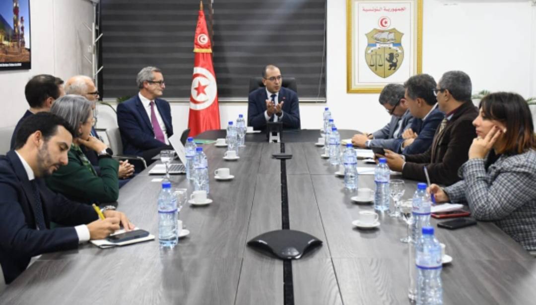 كاتب الدولة المكلّف بالانتقال الطاقي يؤكد الحرص على دعم تطوير صناعة المحولات الكهربائية