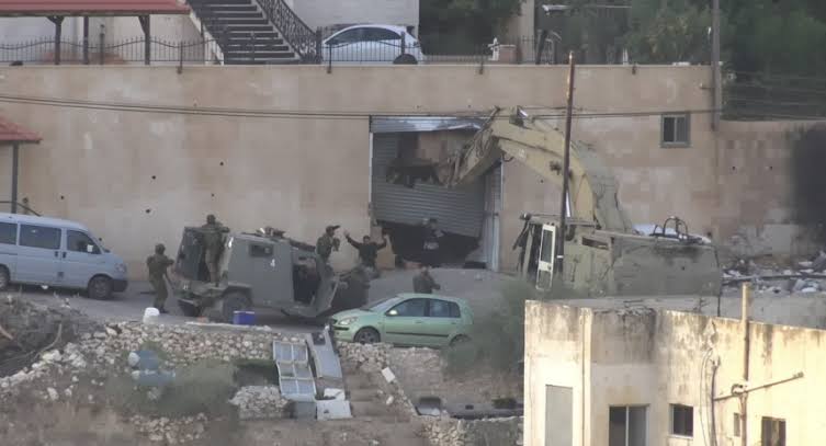 الأمم المتحدة: استشهاد فلسطينيين اثنين برصاص قوات الأمن الصهيونية بالضفة الغربية أمس الخميس كان على ما يبدو "قتلا خارج نطاق القانون