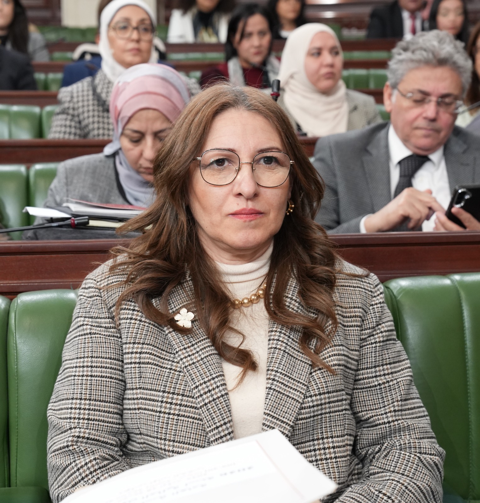 وزيرة المالية : "11 مليار دينار الفارق بين موارد الدولة ونفقاتها سيوفرها البنك المركزي"