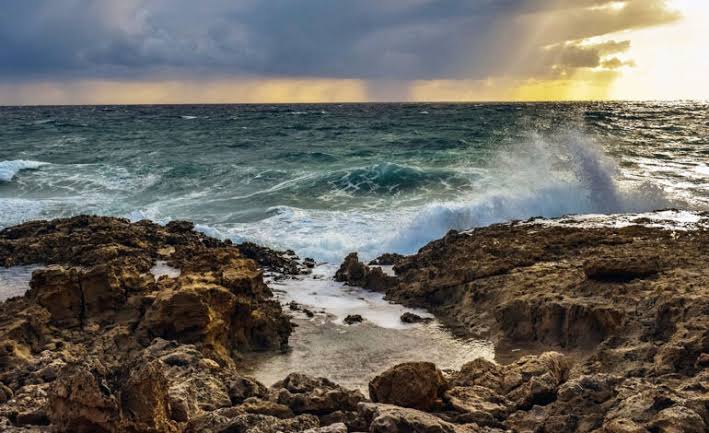 Temps partiellement nuageux sur la plupart des régions