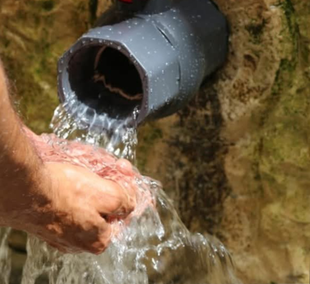 باجة: ماء طبيعي غير صالح للشرب