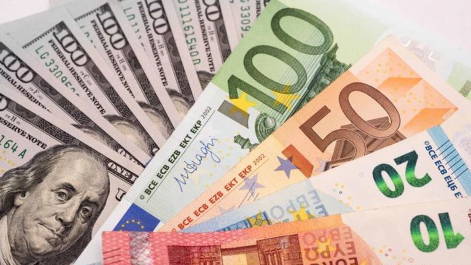 الموجودات الصافية من العملة الأجنبية تغطي 105 ايام من التوريد