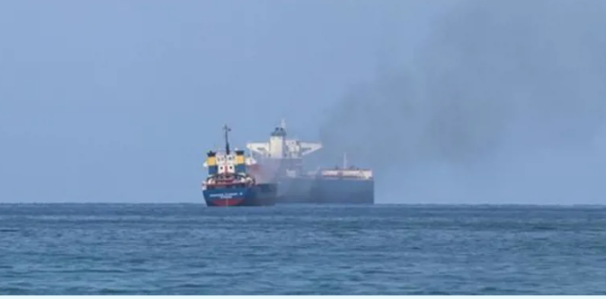 إيران تحتجز سفينة ترفع علم إسواتيني لتهريبها وقودا