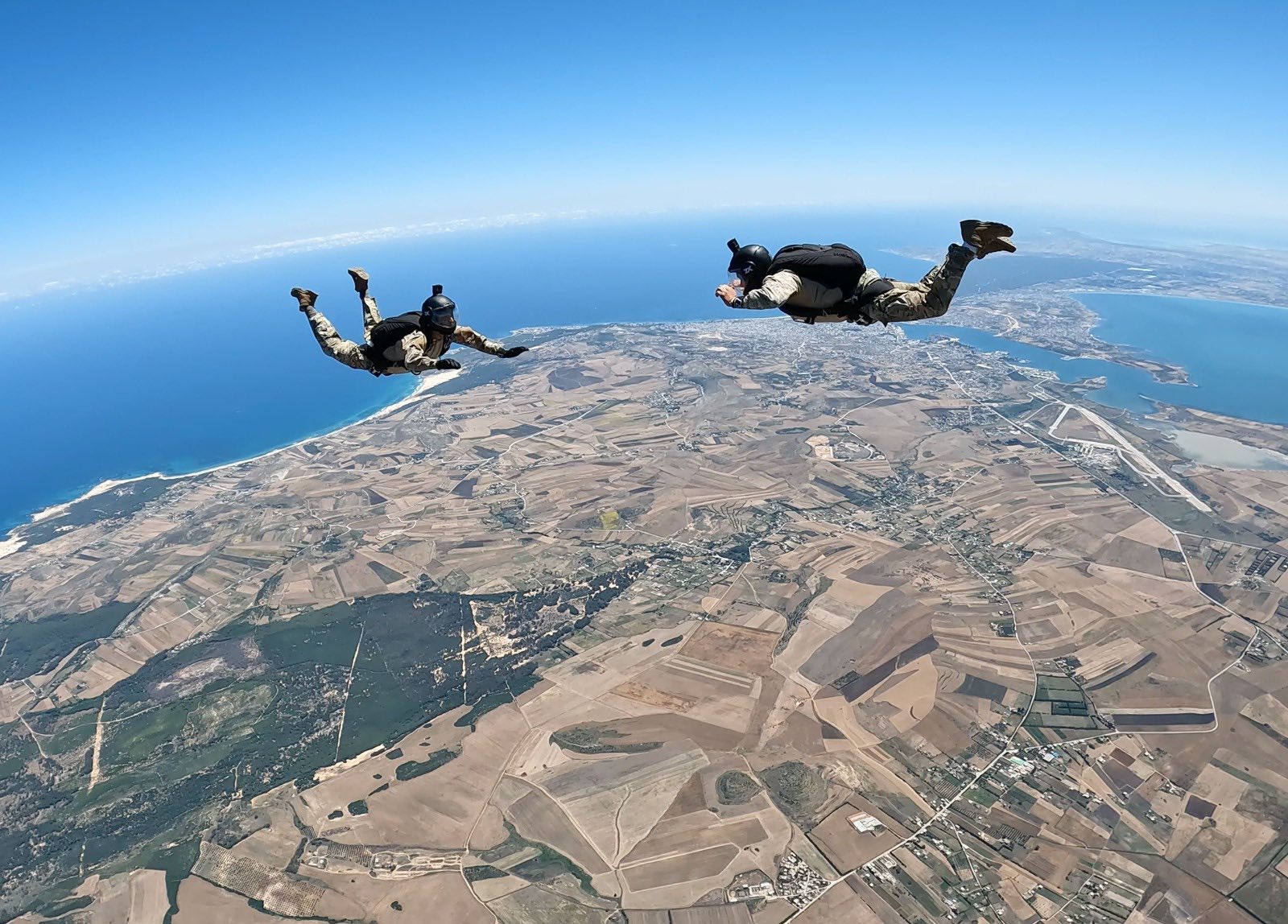 اليوم... انطلاق التسجيل في مناظرة انتداب تلامذة ضباط صف لجيش الطيران