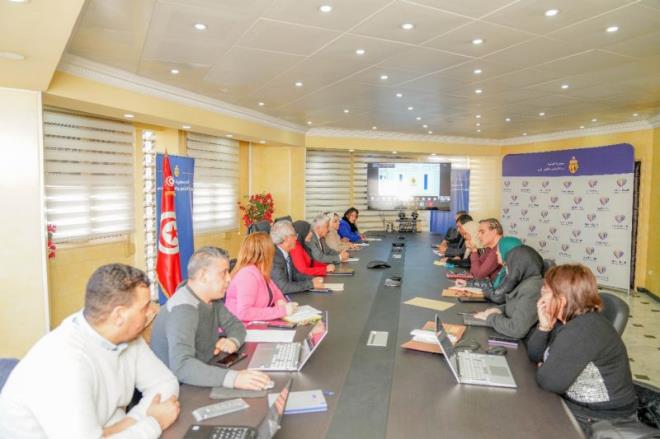 وزير التشغيل : العمل على إعداد مذكرة عمل موحدة بخصوص تطبيق الأحكام والقرارات الجديدة المتعلقة بالشركات الأهليّة