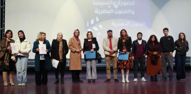 مدارس الإعدادية والمعاهد