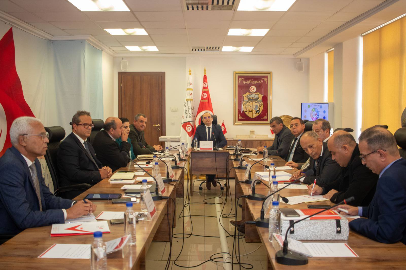 مجلس هيئة الانتخابات يصادق على نتائج قرعة التناوب على عضوية المجالس الجهوية والتداول على رئاسة المجالس المحلية والجهوية للفترة القادمة