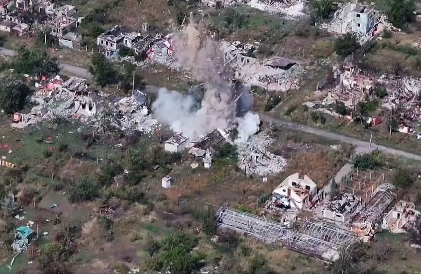 القوات الروسية تسيطر على كراسنوارميسك في منطقة دونيتسك