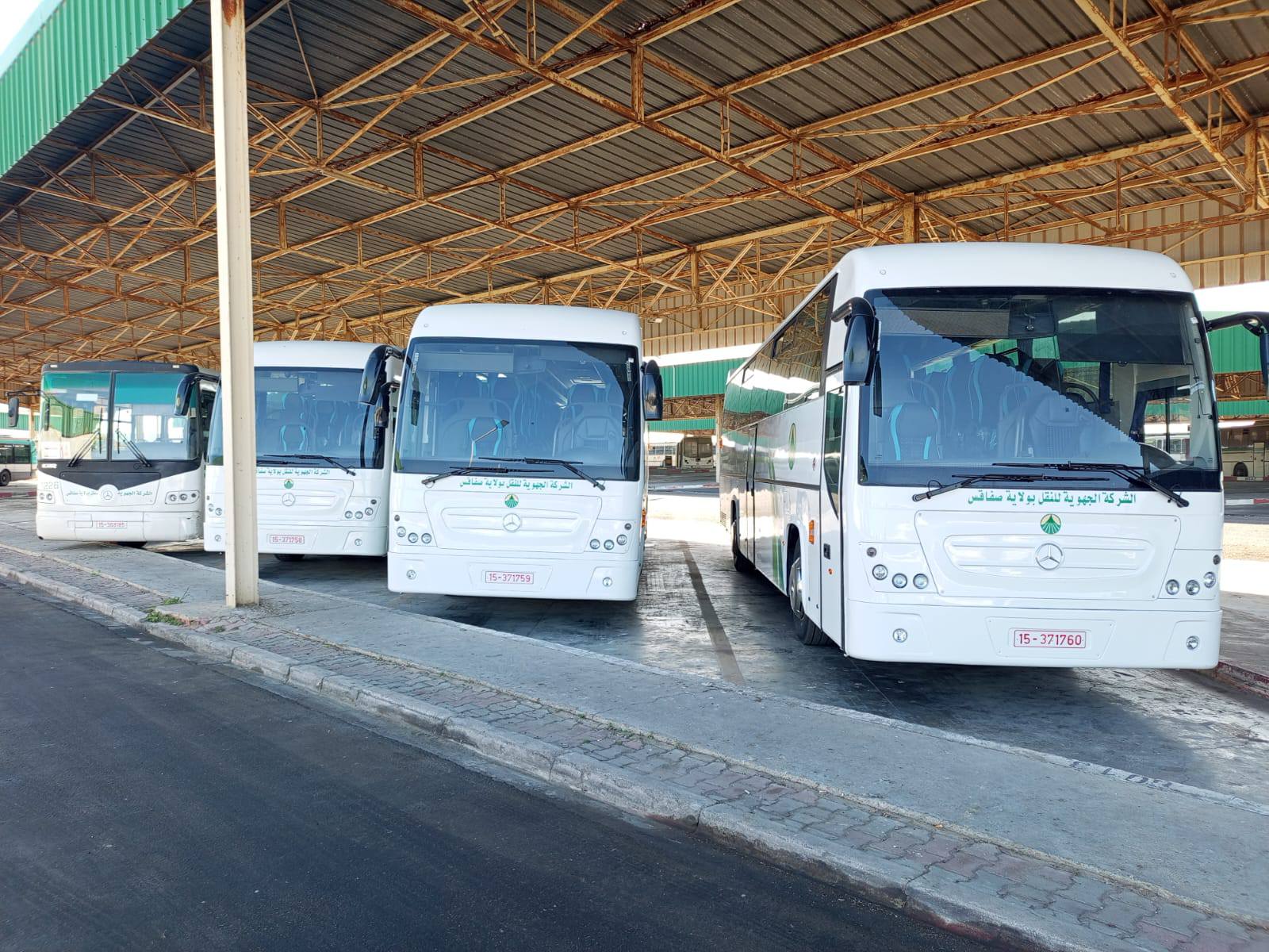 الشركة الجهوية للنقل بصفاقس تعزز أسطولها ب3 حافلات رفاهة