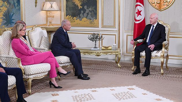 رئيس الجمهورية يشدد على ضرورة أن تكون البلاد العربية كلّها في موعد مع التحوّلات الرقمية