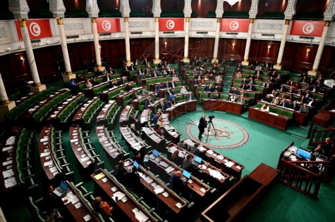 قانون المالية 2026/ المصادقة على الفصل الإضافي عدد 109المتعلّق بنظام الراحة البيولوجية في قطاع الصيد البحري