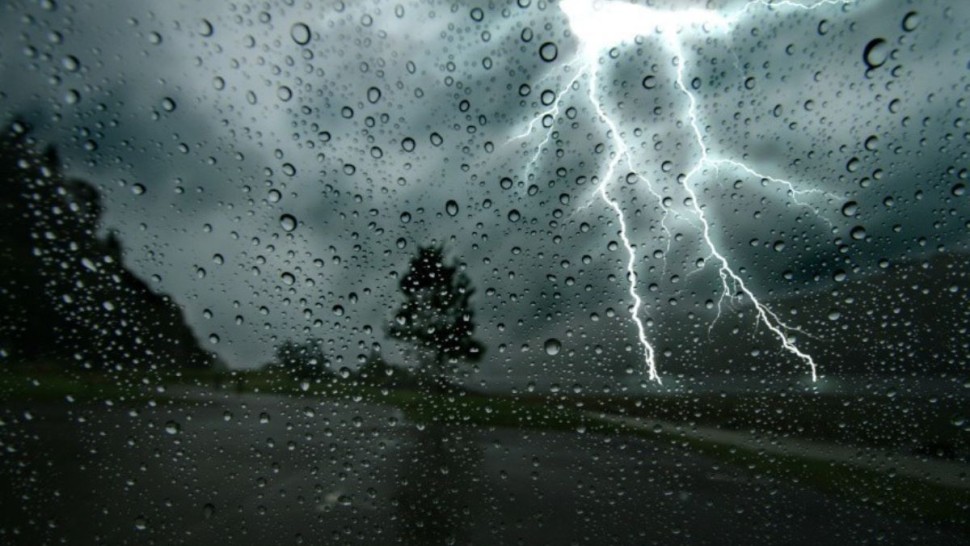 طقس اليوم : امطار متفرقة وأحيانا غزيرة بجهات بنزرت وباجة وجندوبة