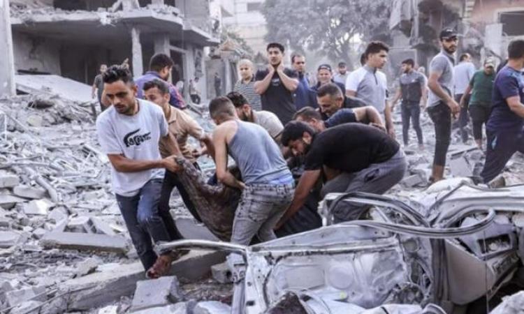 العدوان الصهيوني على غزة: ارتفاع حصيلة الضحايا إلى 70125 شهيدا و 171015 مصابا