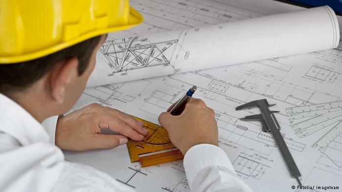 المجلس الوطني لعمادة المهندسين التونسيين يدعو إلى تحيين مشروع القانون الأساسي لمهنة المهندس