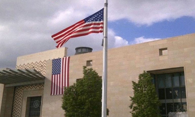 السفارة الأمريكية بتونس تعلن عن الحدّ من أعمالها تبعا لقانون الشغل المنقّح ، وتؤكد أنها تتواصل بانتظام مع السلطات لحل المسألة