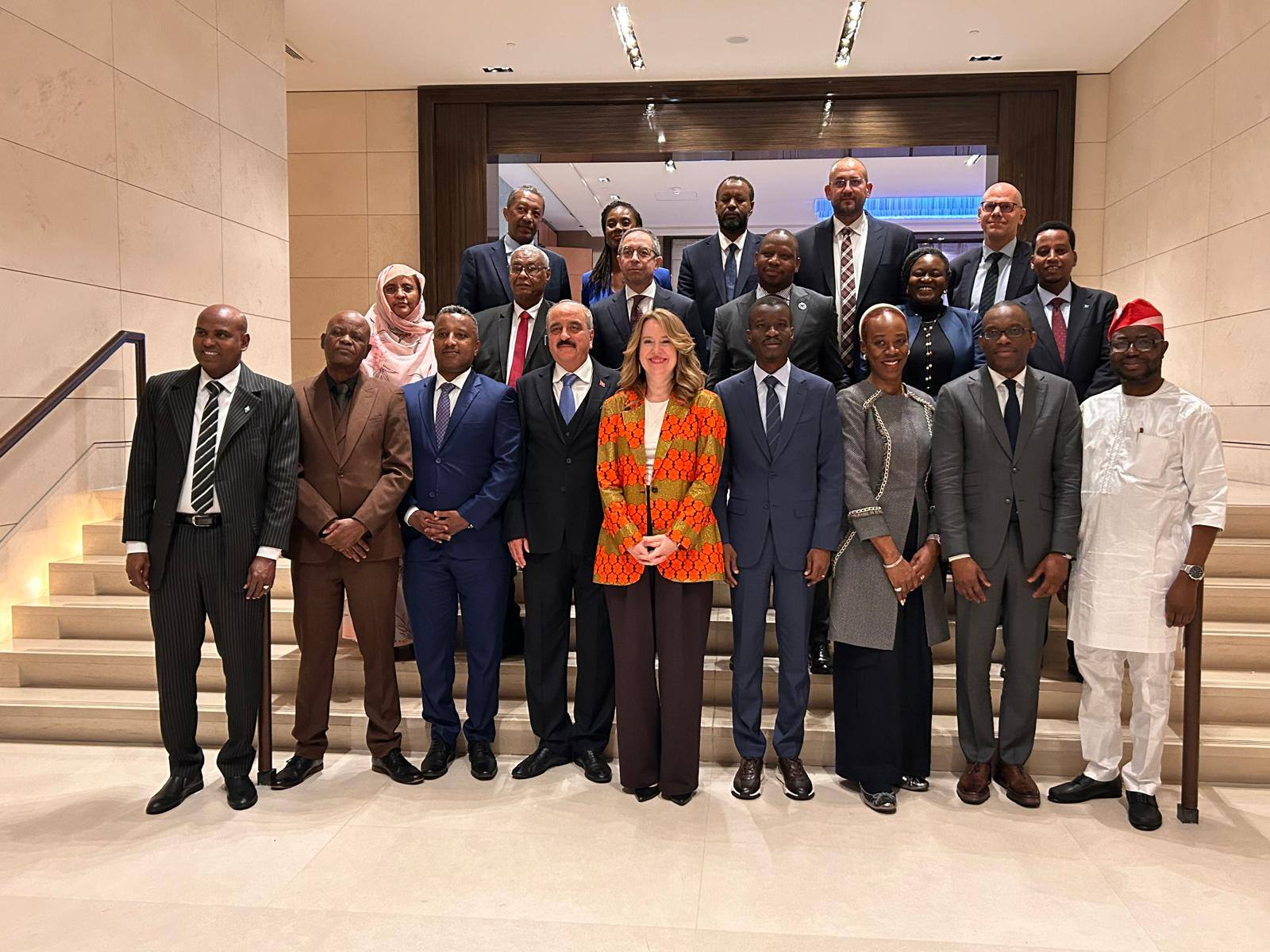 وزير الخارجية يذكر في جنيف بموقف تونس الرافض بأن تكون دولة عبور أو أرض إقامة للمهاجرين غير النظاميين