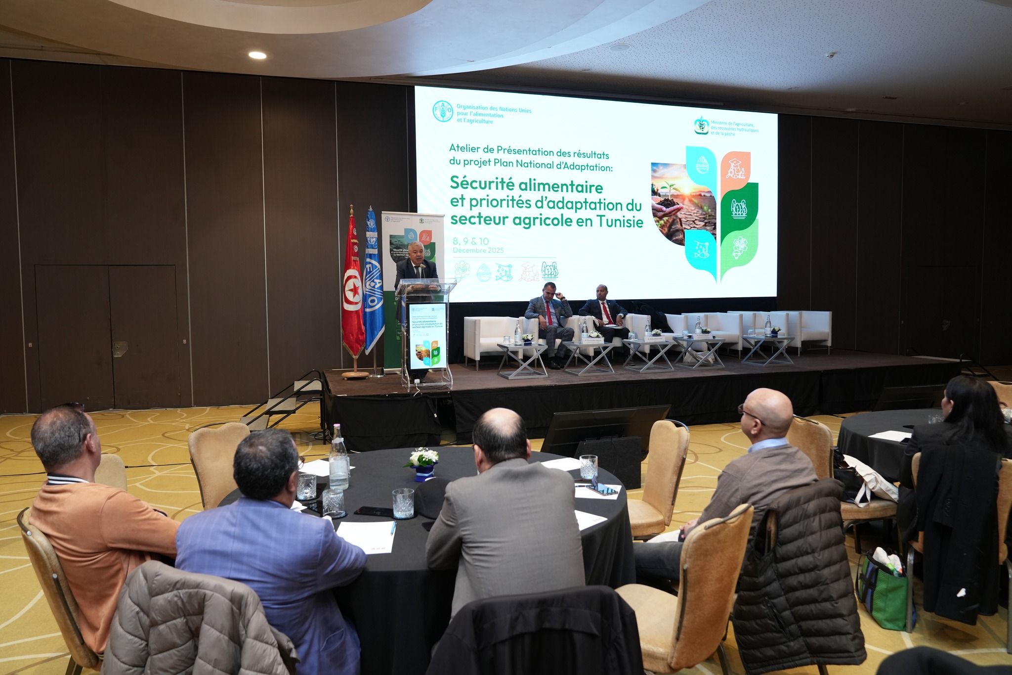تونس تطلق أسبوع المخطّط الوطني للتّكيّف مع التغيّرات المناخيّة وتعزيز الأمن الغذائي